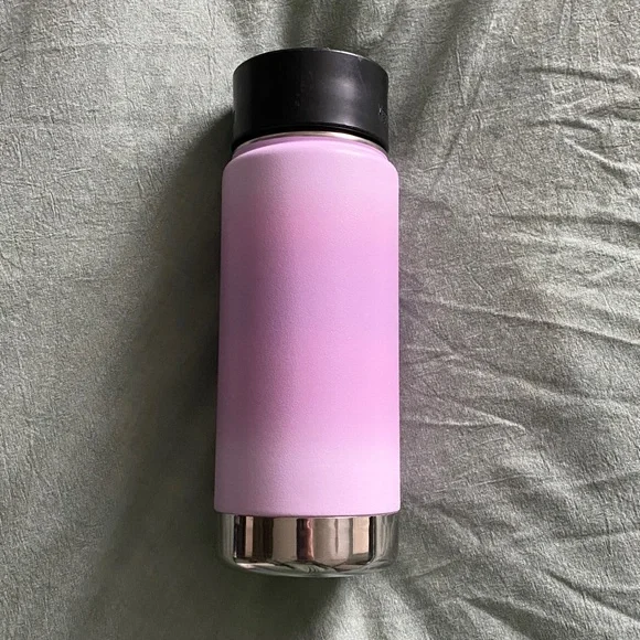Klean Kanteen Insulated Pink and Purple Bottle - Picture 2 of 6